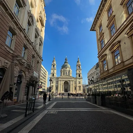 Dolce Basilica Apartman *